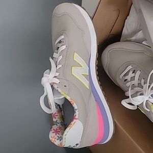 Women's New Balance